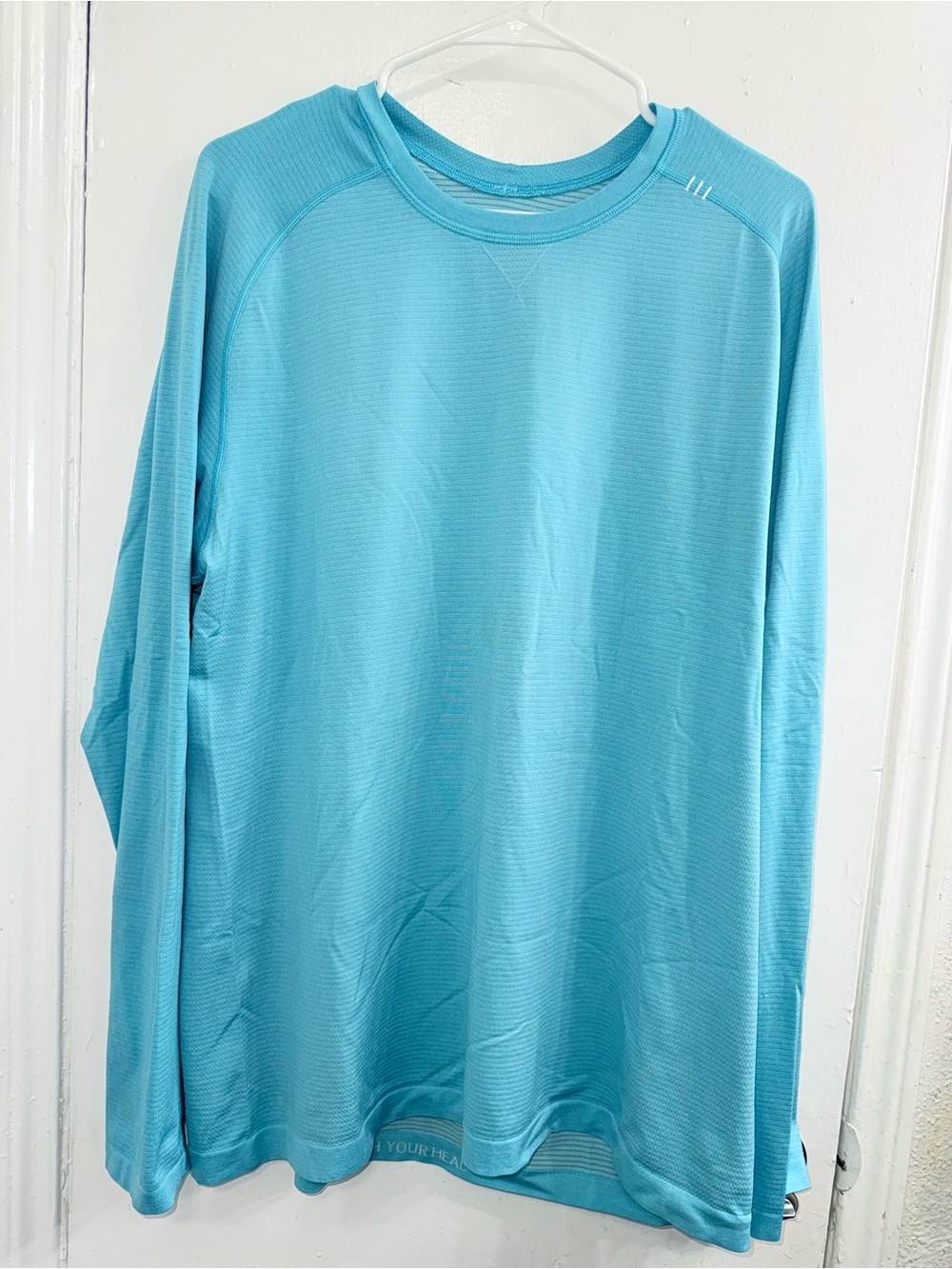 lululemon athletica Metal Vent Tech Long Sleeve T-shirt in blue color size XL